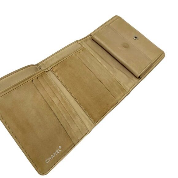 Auth CHANEL New Travel Line - Beige White Jacquard Trifold Wallet - Picture 9 of 13